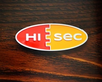 Eredeti Hisec logó az ajtó élén